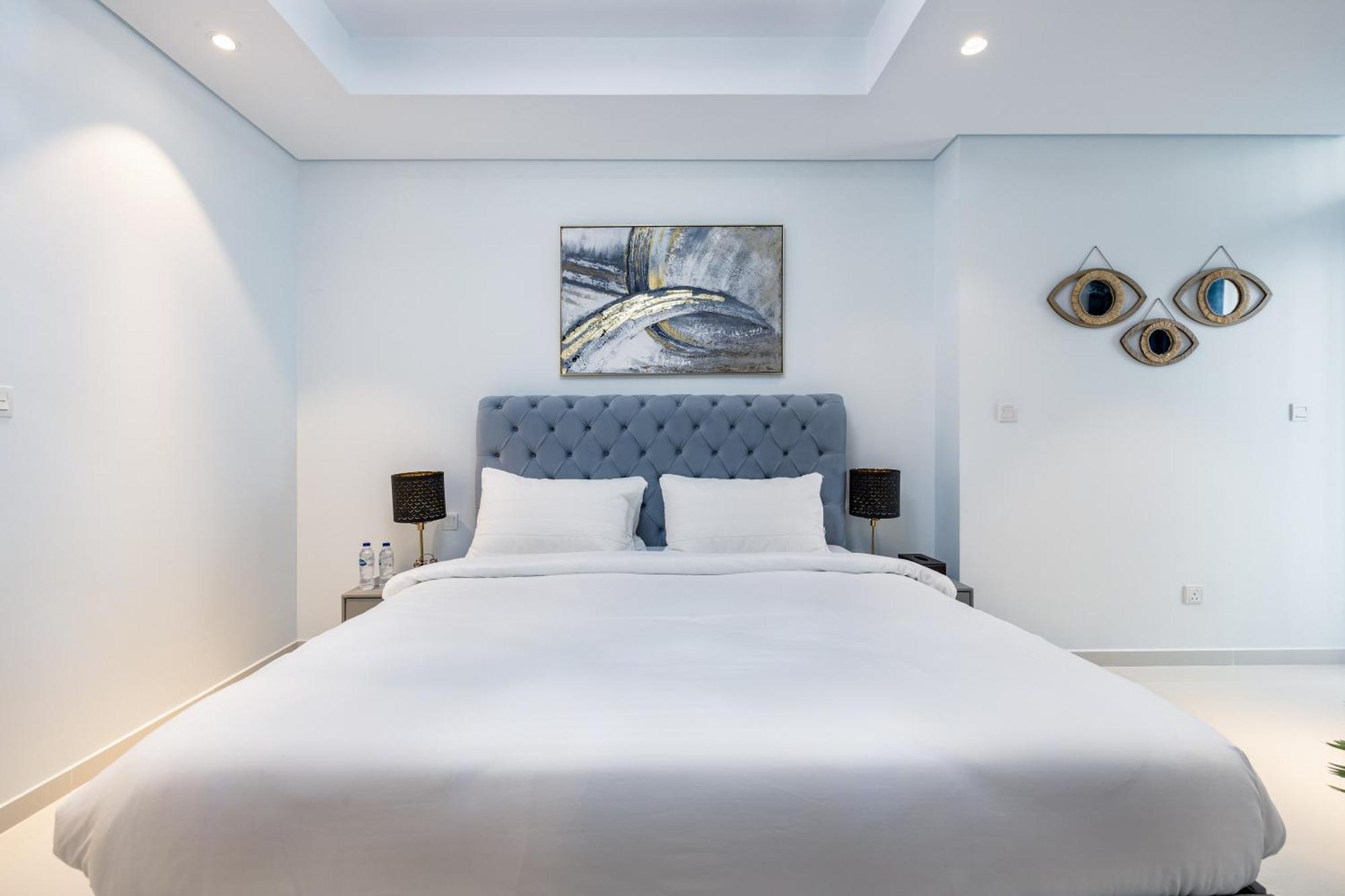 Ferienwohnung Aliving Luxe 2Br With Burj Khalifa View Infinity Pool Midtown-4704 Dubai Exterior foto